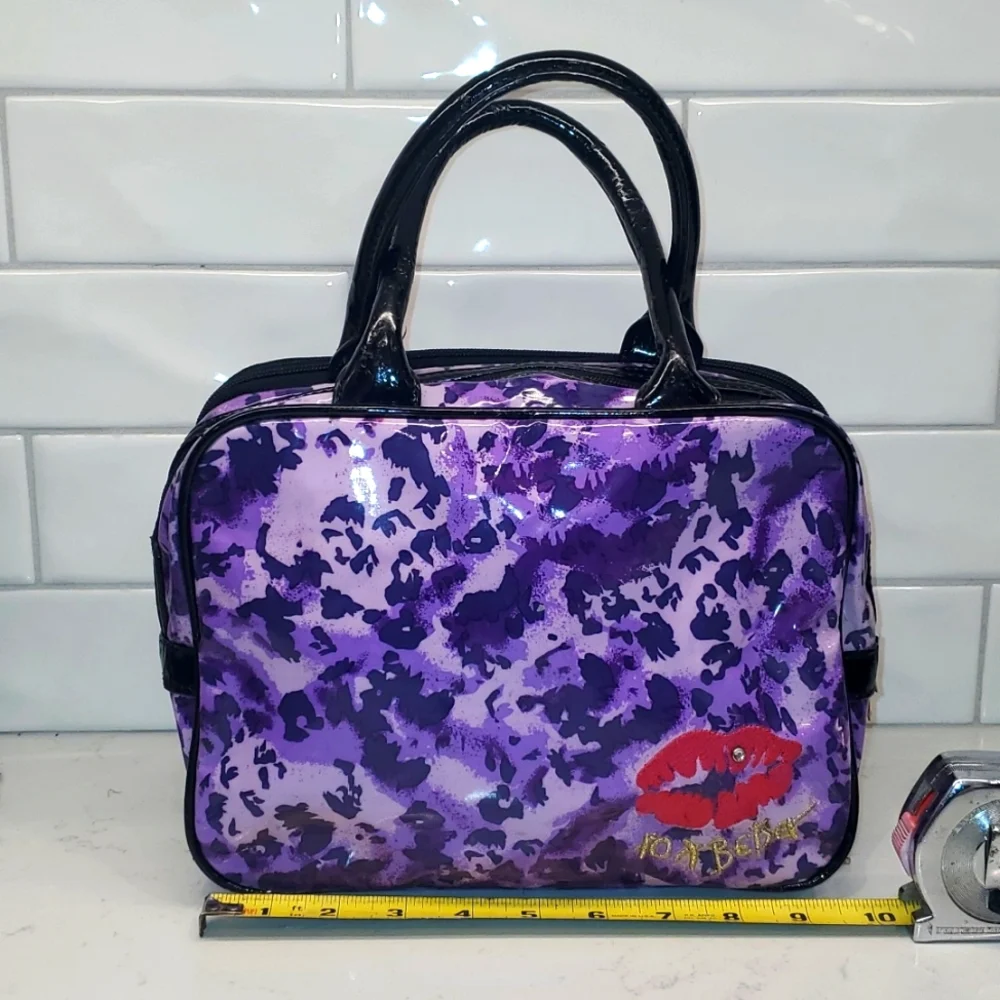 (1270) Betsy Johnson 9x3 purple and black PVC purse/makeup bag. - Picture 1 of 10